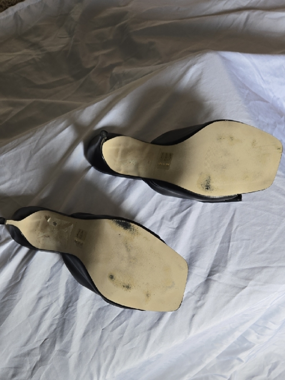 Saks Fifth Avenue Black Bow Slide Mules - Picture 2 of 6